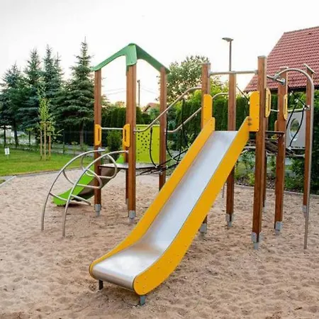 Twierdza Z Widokiem Na Jezioro