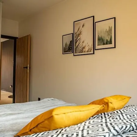 Twierdza Przy Plazy Royal Aparts