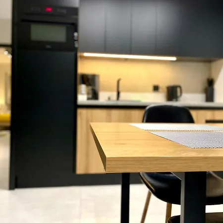 Twierdza Przy Plazy Royal Aparts *